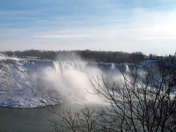 Niagara Falls in Winter 2000 - 20