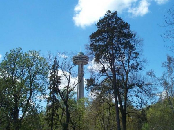 Niagara Falls in Spring 2003 - 26
