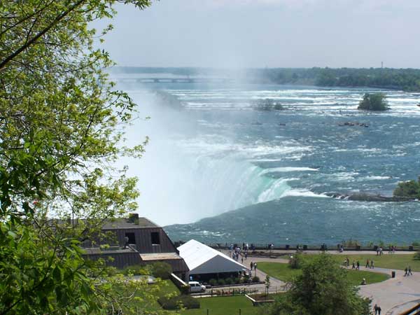 Niagara Falls in Spring 2006 23