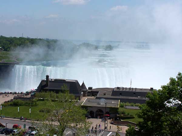Niagara Falls in Spring 2006 24