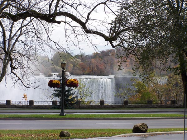 Niagara Falls in Autumn 2006 13