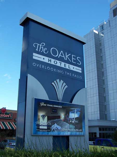 Oakes Hotel sign