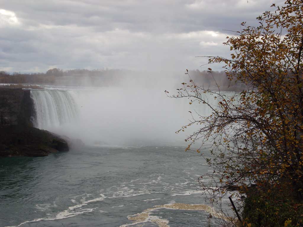 Niagara Falls in Autumn 2010 22
