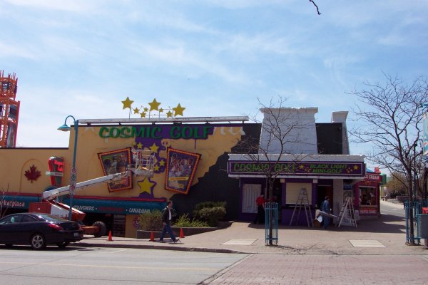 Cosmic Golf front view