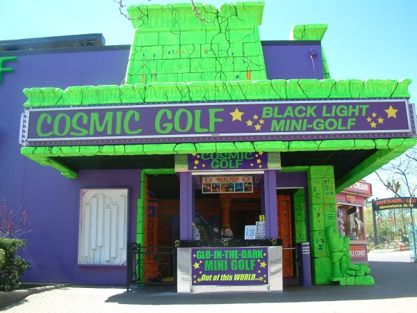 Another shot of Cosmic Golf front